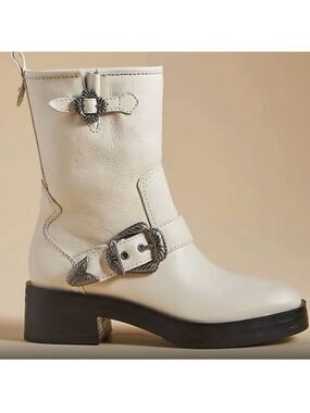 New Larroude Hardy Platform Leather Moto Buckle Boot in Off White Size 5
